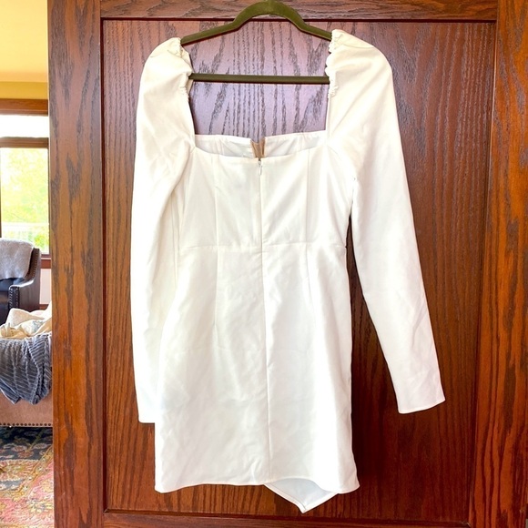 Michael Costello REVOLVE Racquel Mini Dress in Ivory Size small still sold - Picture 9 of 9